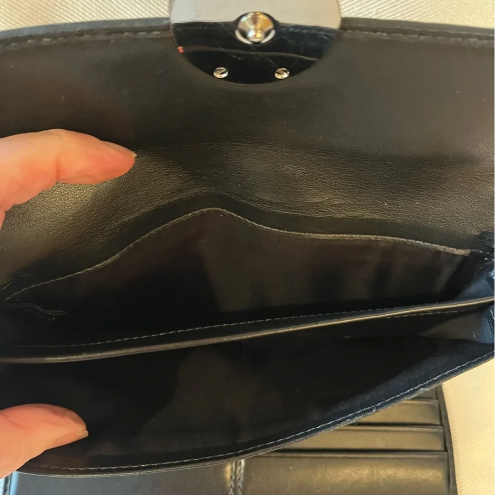 COACH black leather Gold‎ Signature snap close, organizer, coin zip wallet